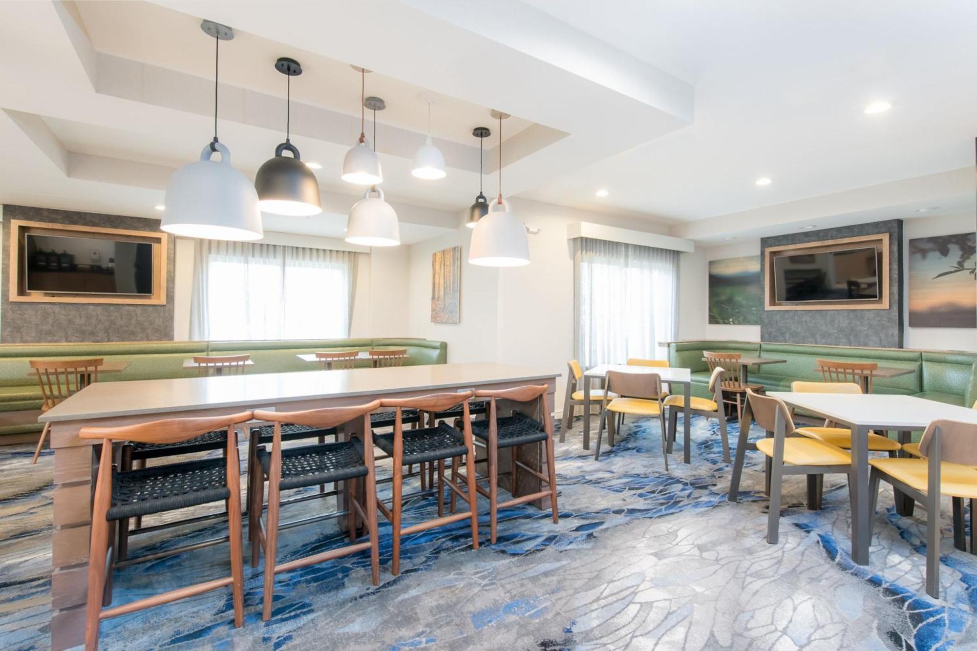 Fairfield Inn Suites Brunswick Esterno foto